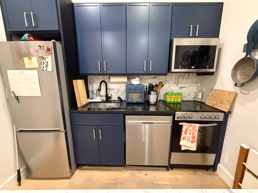 143 Meserole Street - Photo 6