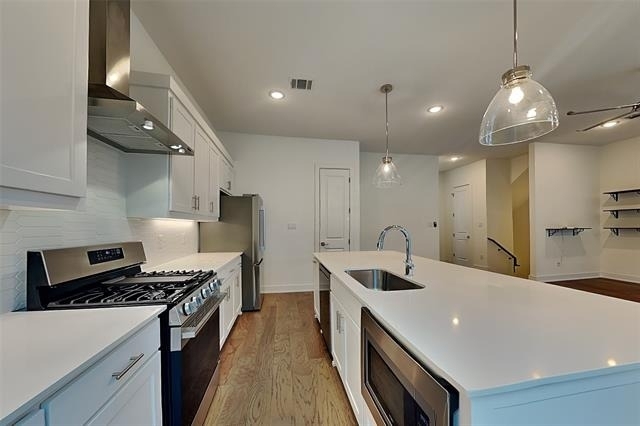 112 E Oscar Drive - Photo 6