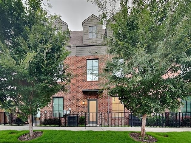 112 E Oscar Drive - Photo 11