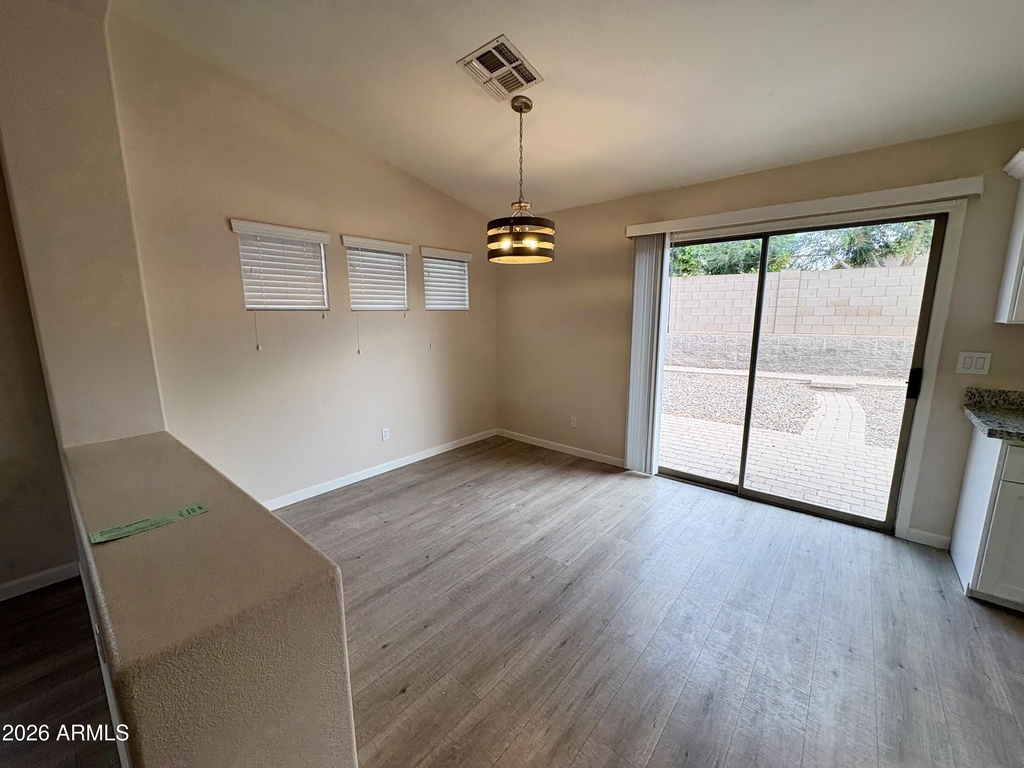 8556 W Carol Avenue - Photo 8