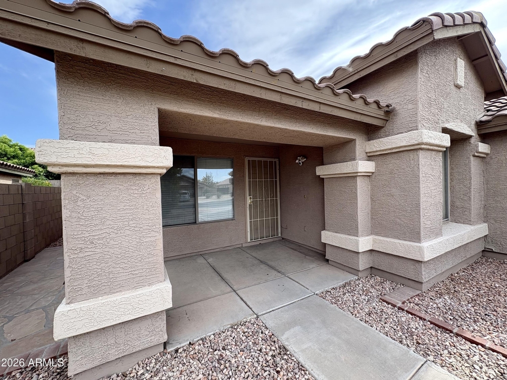8556 W Carol Avenue - Photo 3