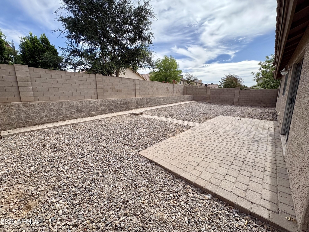 8556 W Carol Avenue - Photo 34