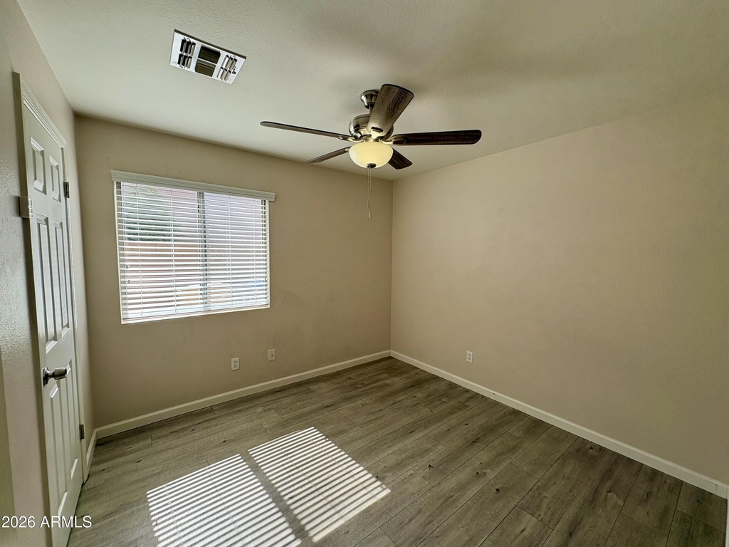 8556 W Carol Avenue - Photo 31