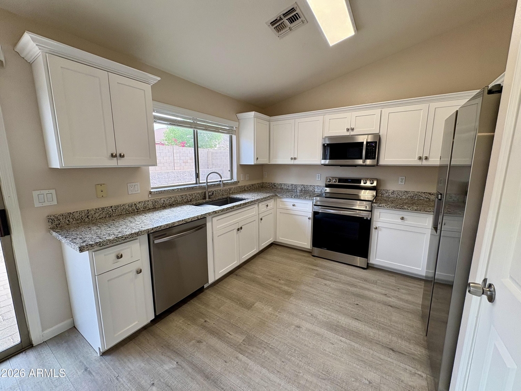 8556 W Carol Avenue - Photo 12