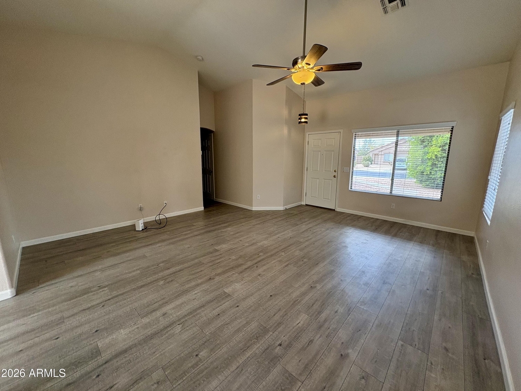 8556 W Carol Avenue - Photo 6
