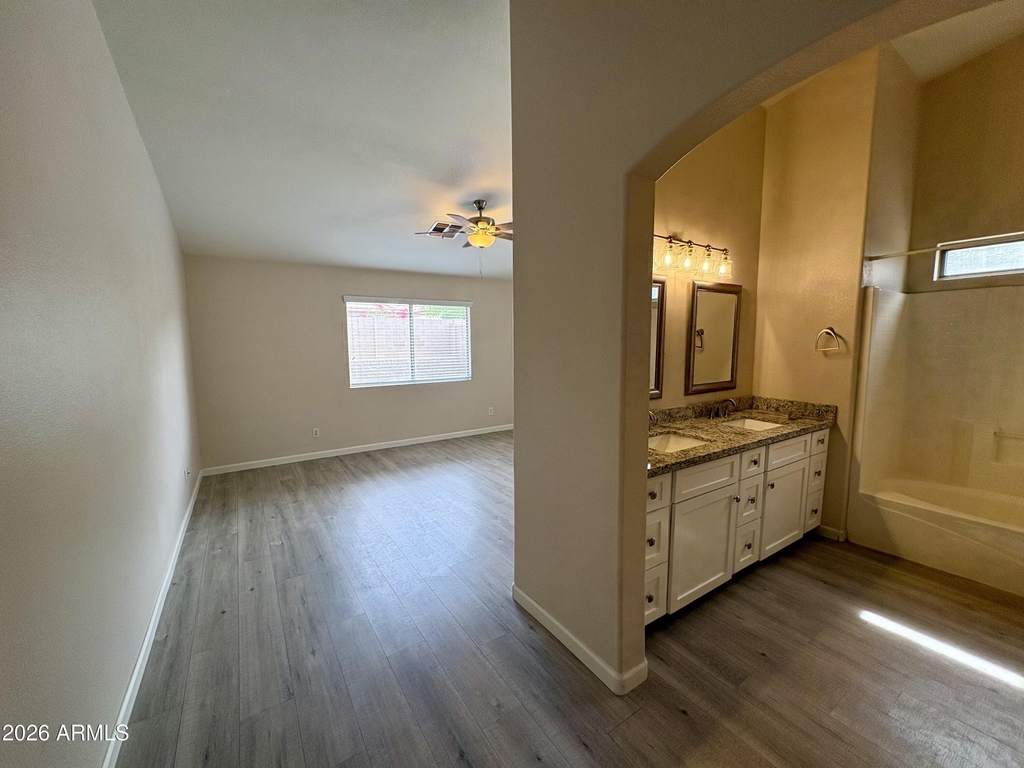 8556 W Carol Avenue - Photo 16