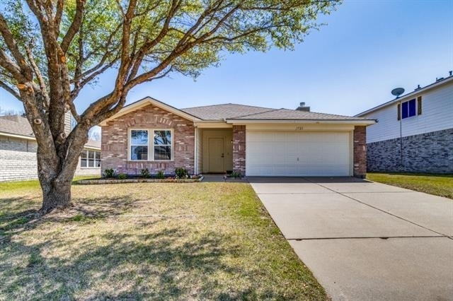 1721 Southridge Lane - Photo 0