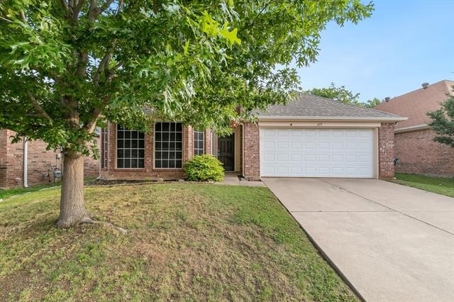 615 Lake Bridge Drive - Photo 0