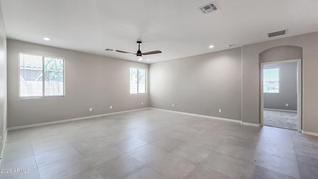 17878 W Desert Wind Drive - Photo 14