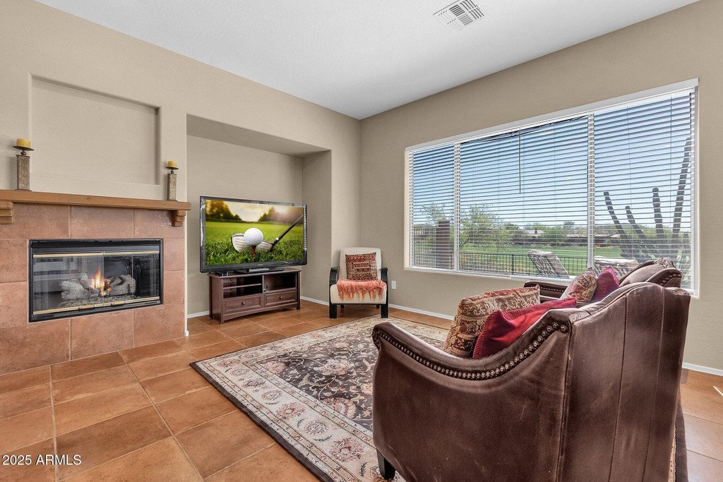 1715 W Ainsworth Drive - Photo 10