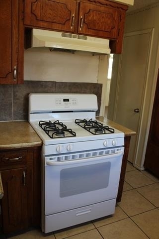 110 E Vanston Lane - Photo 5