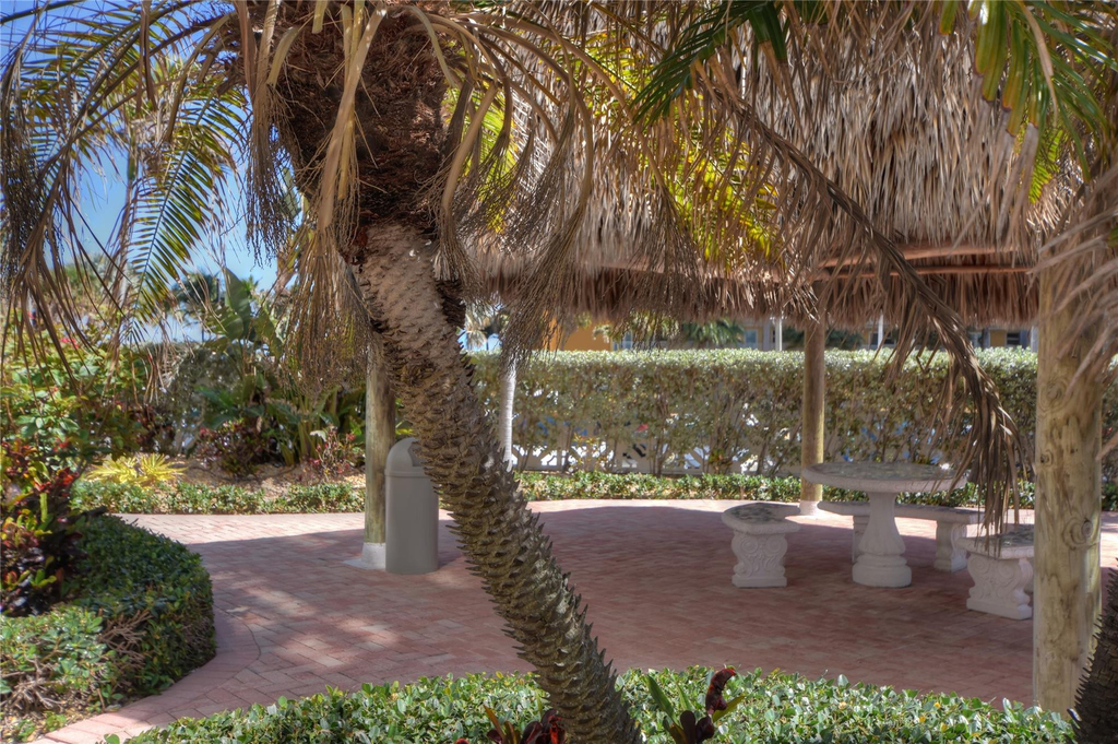 405 N Ocean Boulevard - Photo 40