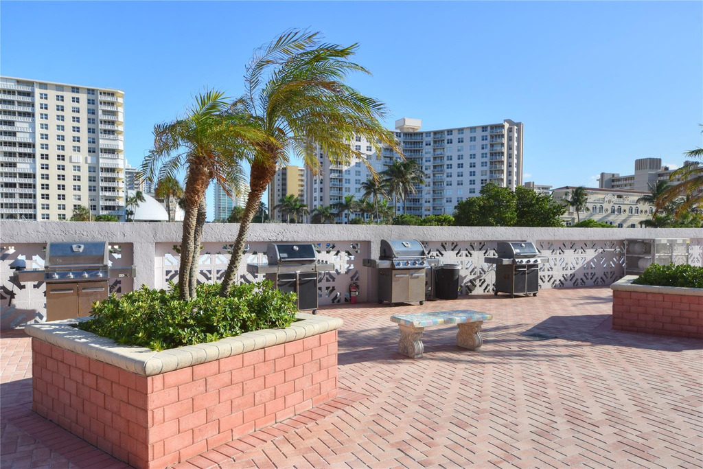 405 N Ocean Boulevard - Photo 19