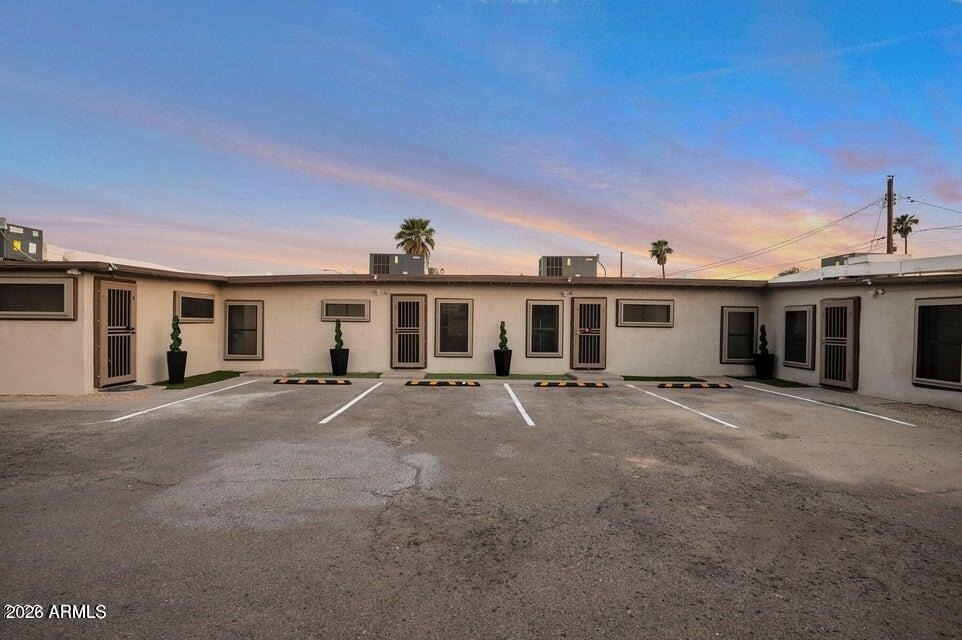 1108 S 33rd Avenue - Photo 9