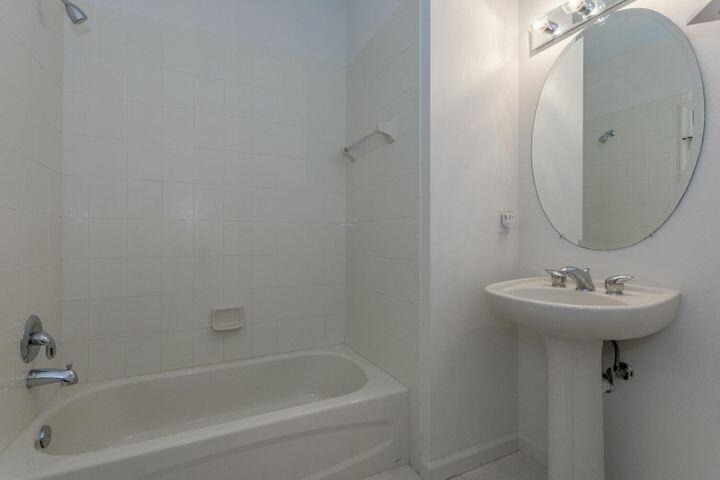 8906 Sandshot Court - Photo 8