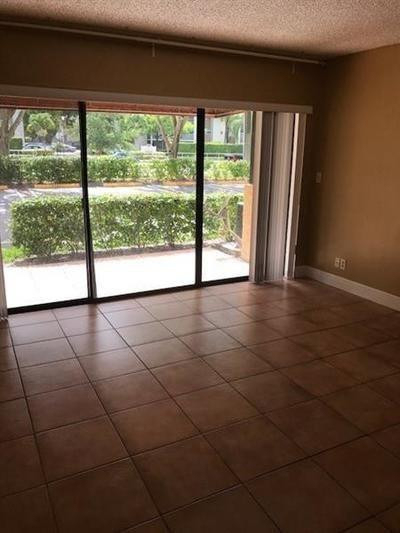 2947 Riverside Drive - Photo 7