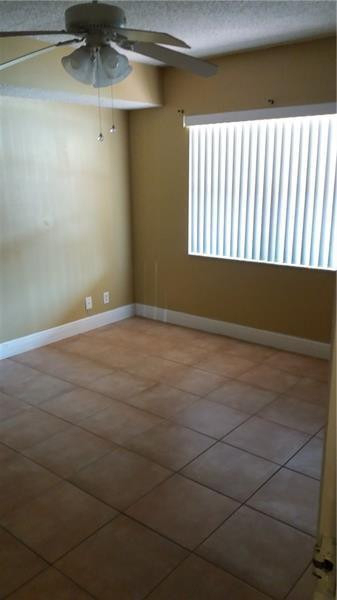 2947 Riverside Drive - Photo 10