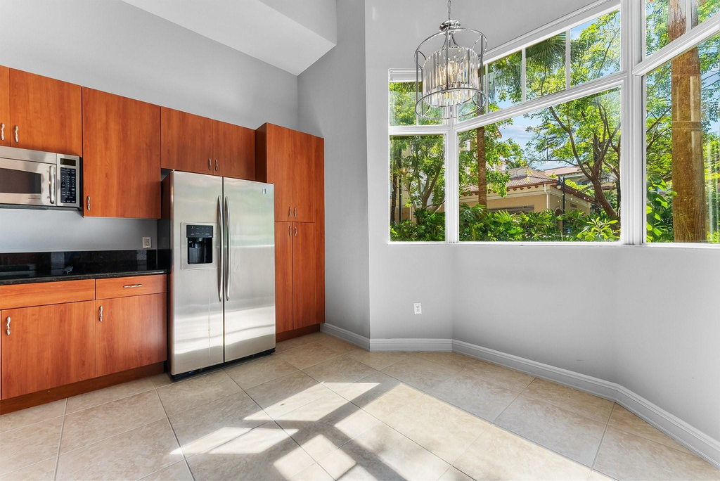 16102 Emerald Estates Drive - Photo 3