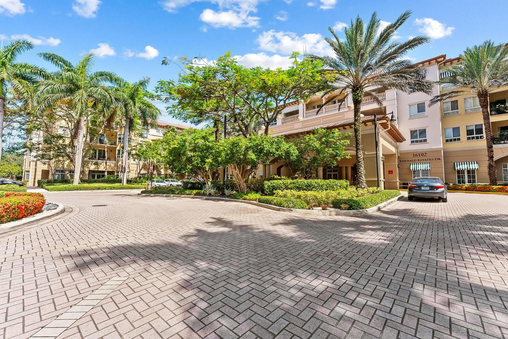 16102 Emerald Estates Drive - Photo 0