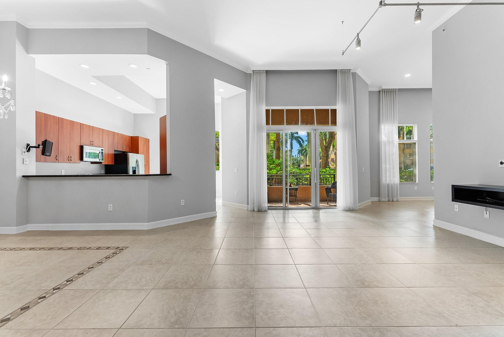 16102 Emerald Estates Drive - Photo 5