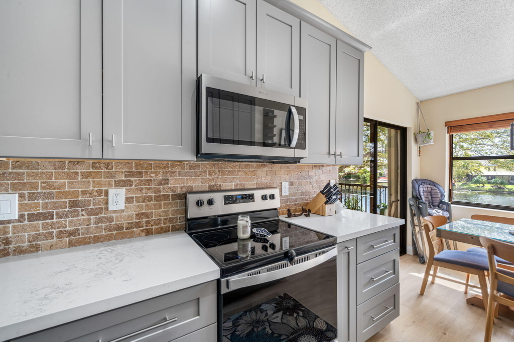 3006 Black Oak Court - Photo 10