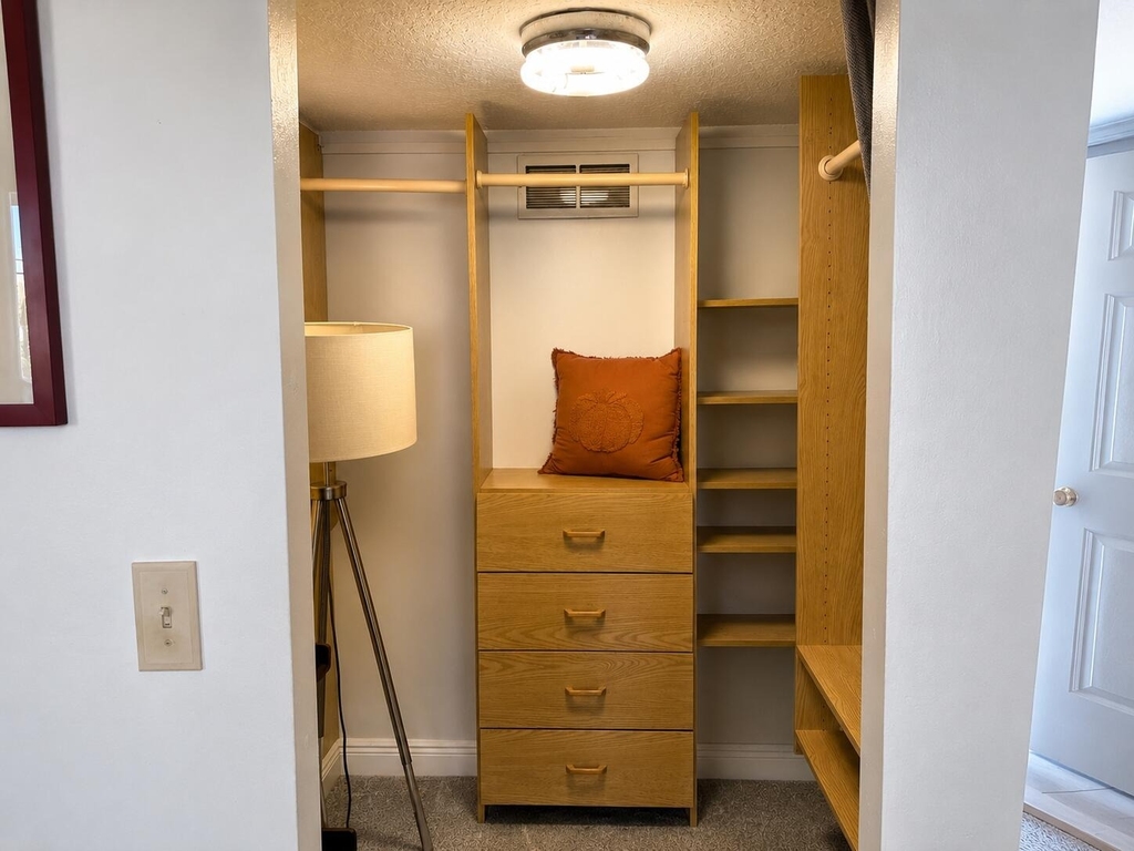 4800 Bayview - Photo 14