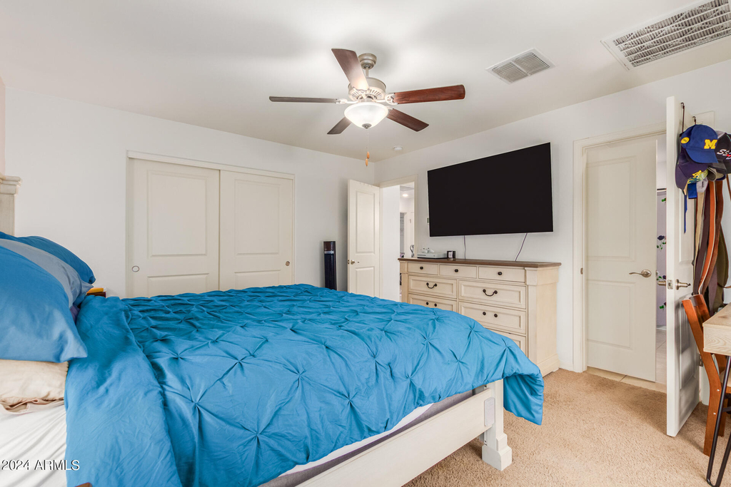 8216 W Albeniz Place - Photo 13