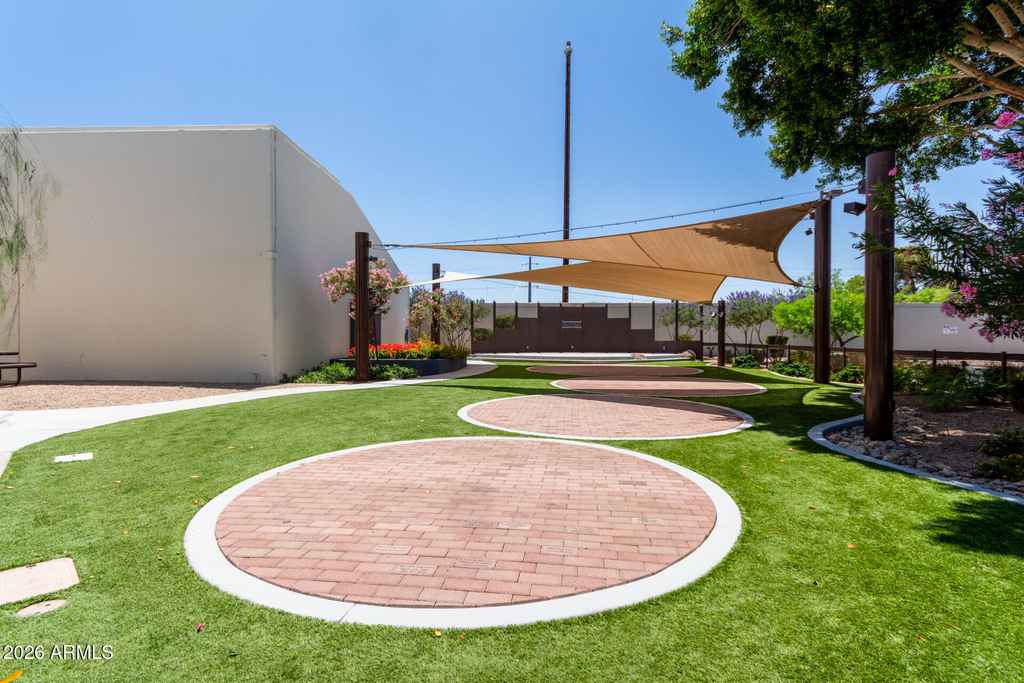 1347 W Lobo Avenue - Photo 31