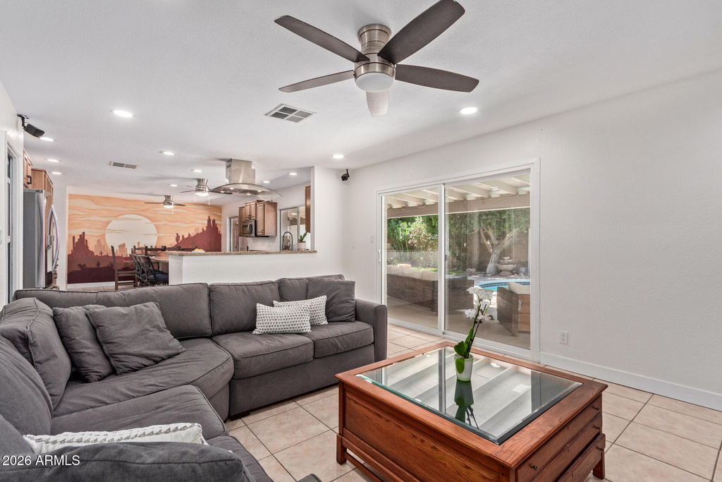 1347 W Lobo Avenue - Photo 5