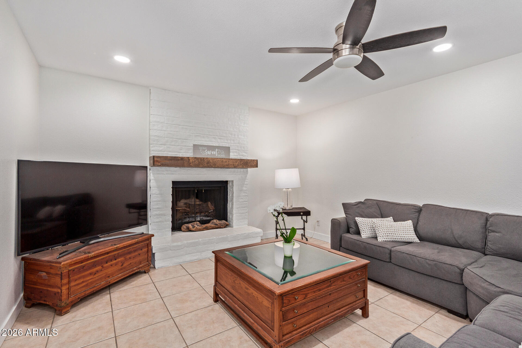 1347 W Lobo Avenue - Photo 4