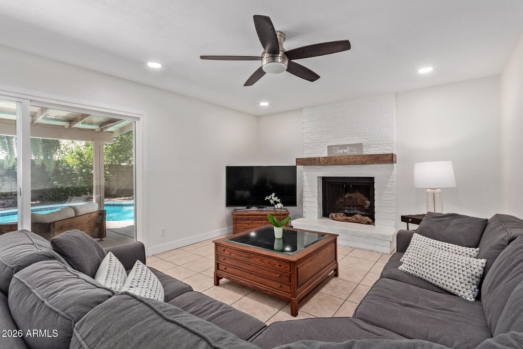 1347 W Lobo Avenue - Photo 6