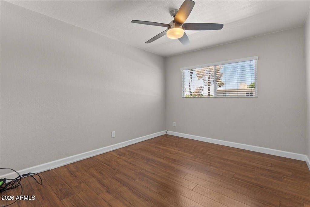 4233 N Miller Road - Photo 26