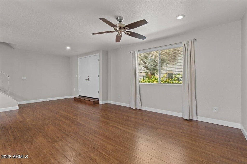 4233 N Miller Road - Photo 10