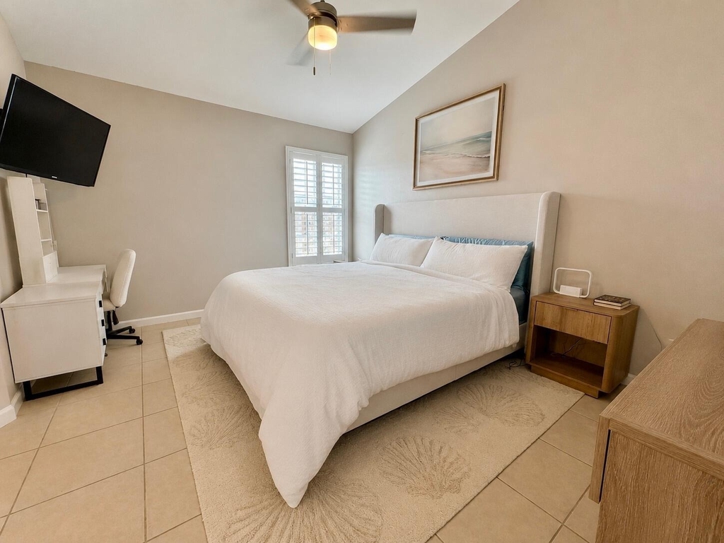 6135 Drake Street - Photo 4