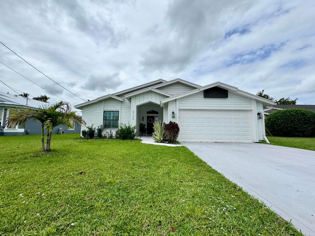 6135 Drake Street - Photo 15