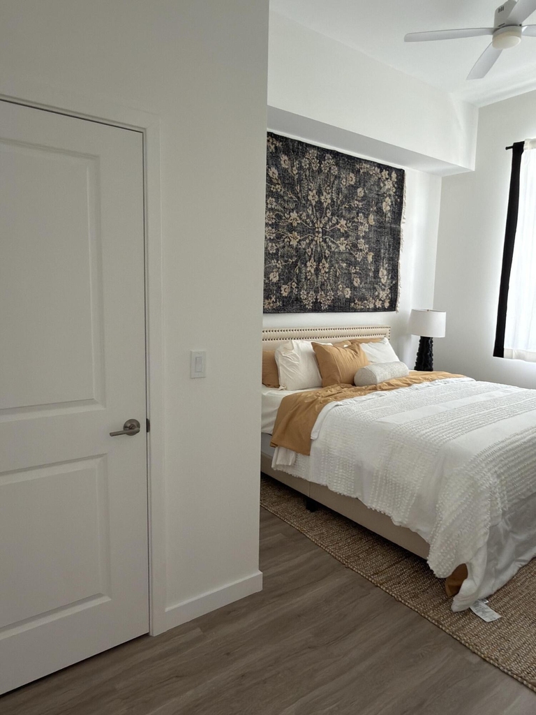 1710 N Congress Avenue - Photo 2