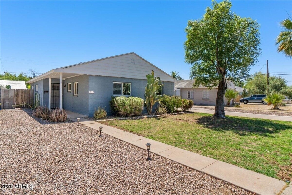 4517 N 10th Avenue - Photo 0