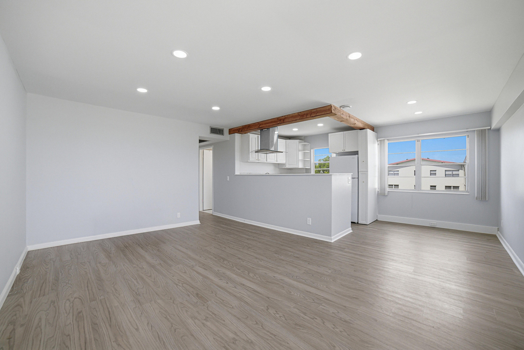 32 Fanshaw A - Photo 21