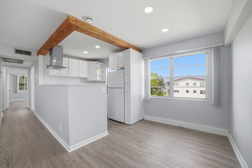 32 Fanshaw A - Photo 16
