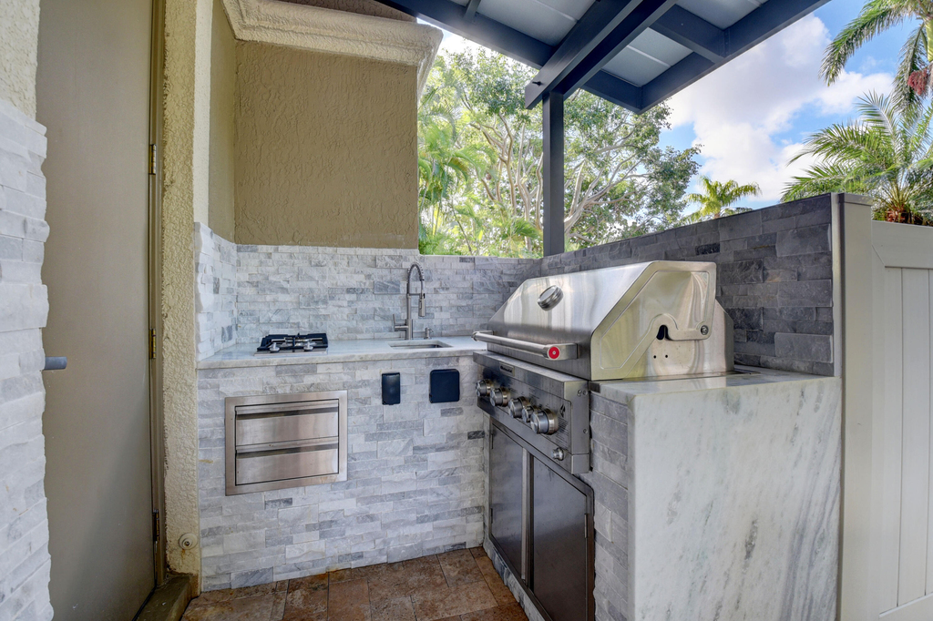 921 Osceola Drive - Photo 9