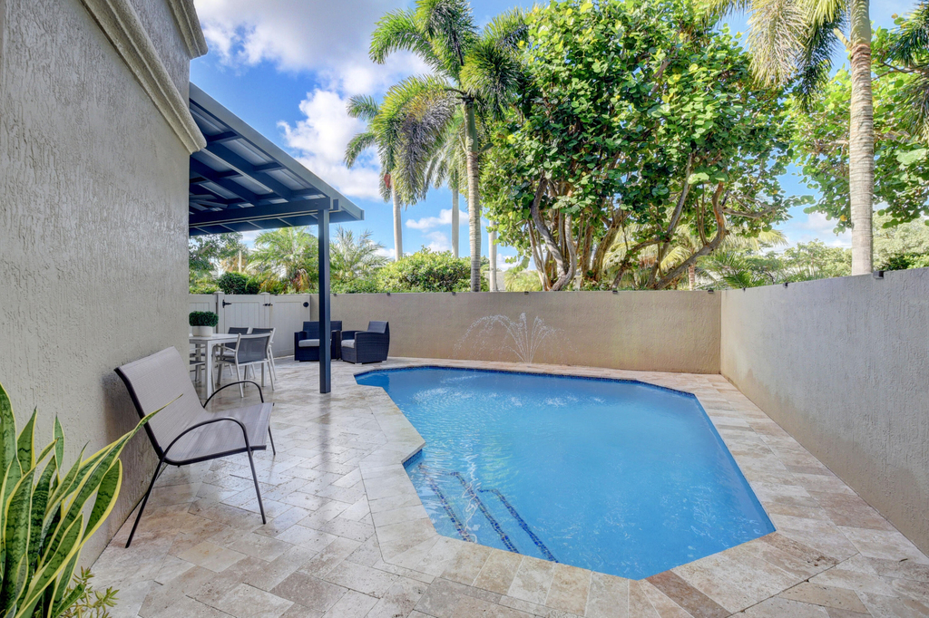 921 Osceola Drive - Photo 4