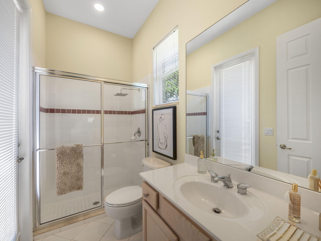 8901 Champions Way - Photo 16