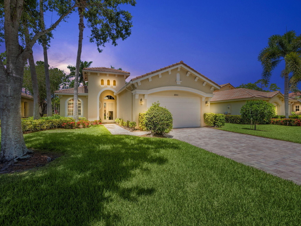 8901 Champions Way - Photo 22