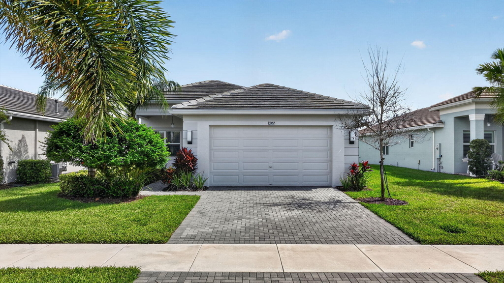 13352 Sw River Rock Road - Photo 44