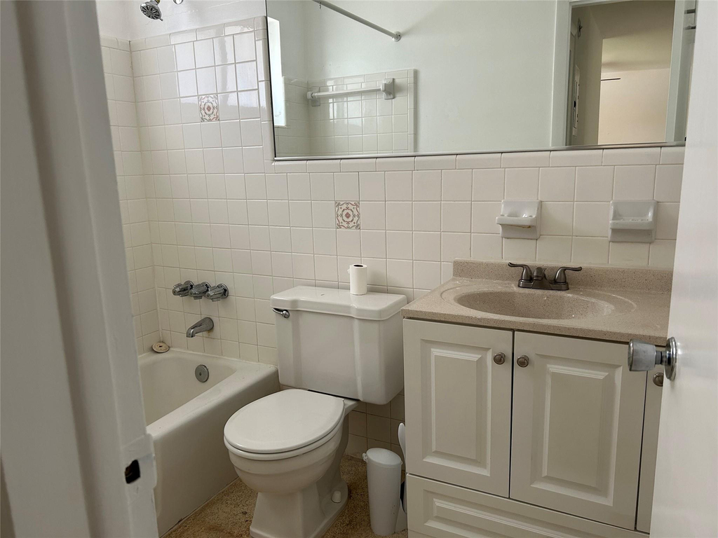 1704 Ne 9th Street - Photo 10