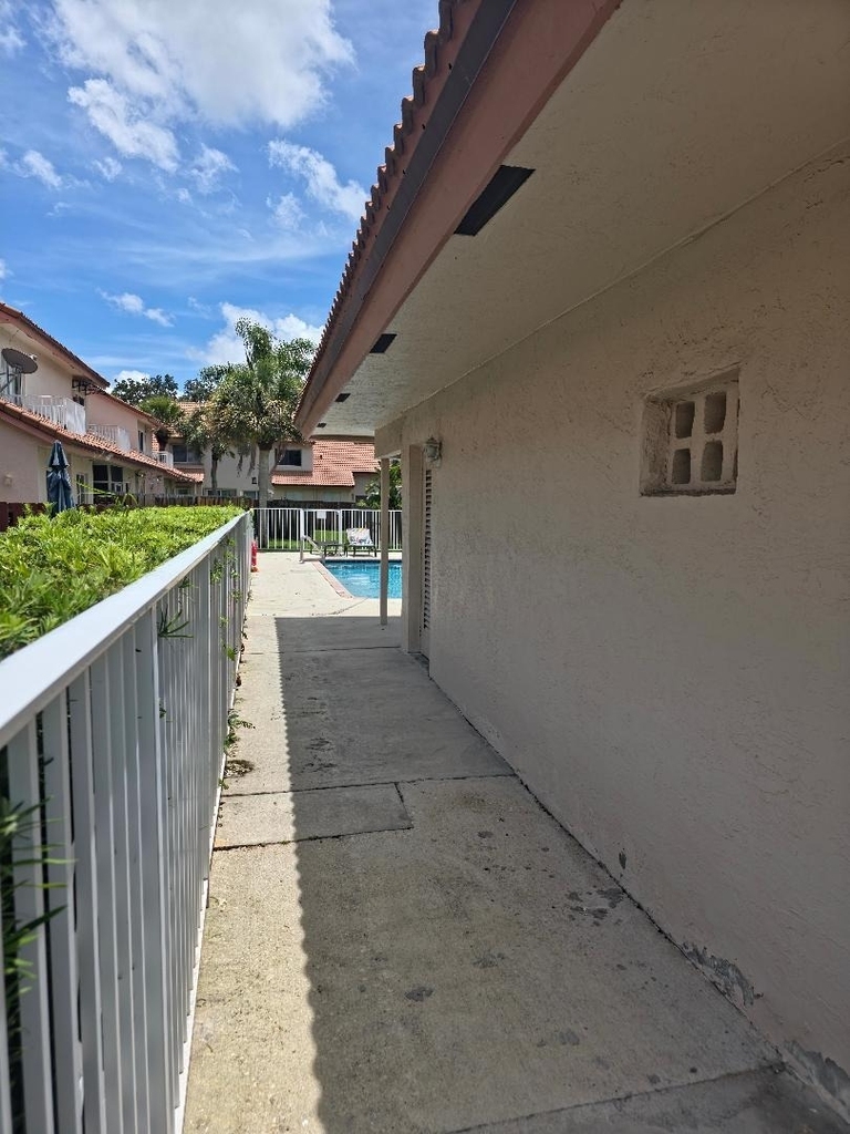 10939 W Broward Boulevard - Photo 5