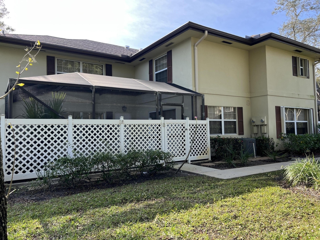 36 Danbury Court - Photo 0