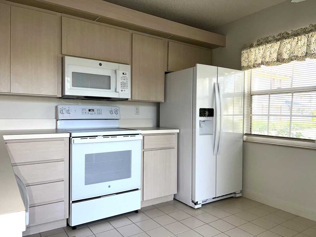 36 Danbury Court - Photo 13
