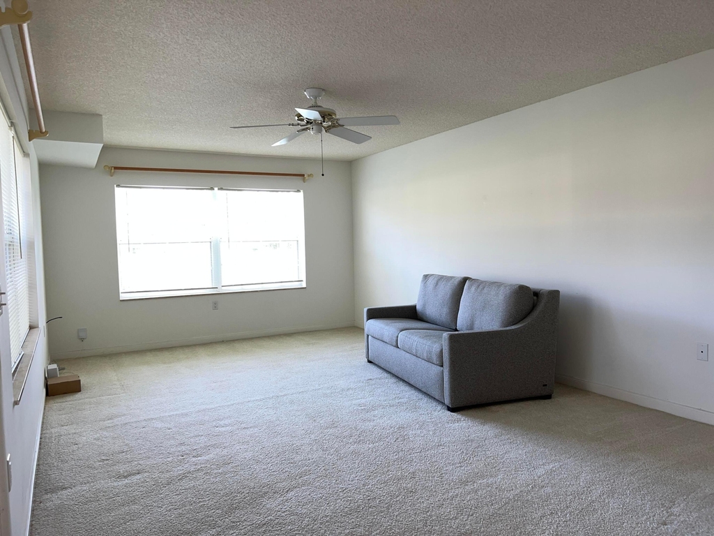 36 Danbury Court - Photo 8