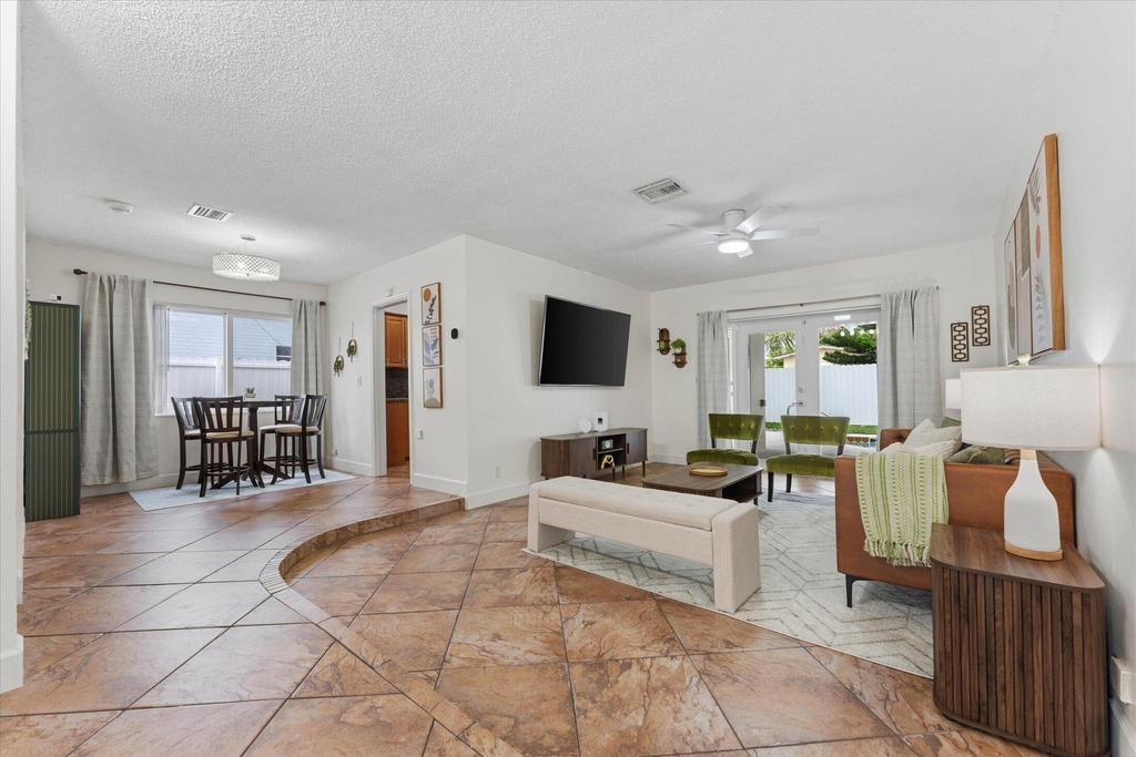 6515 Sw 8th Place - Photo 6